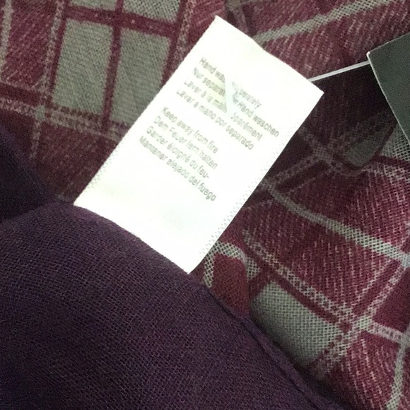 INTRIGUE PURPLE WINDOWPANE OVERSIZED SCARF NWT - Picture 7 of 8